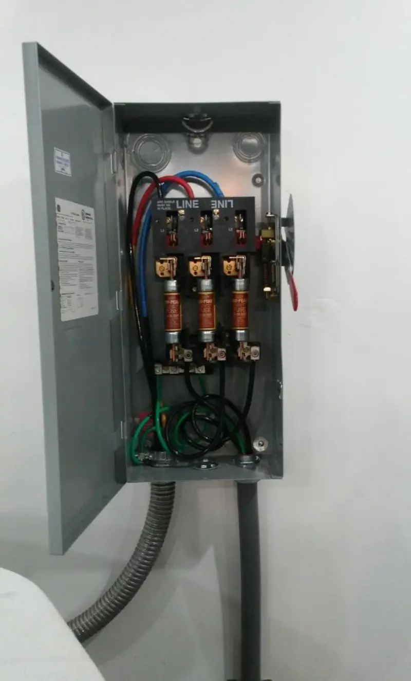 Three-phase disconnect switch installed for Electrical Wiring & Rewiring in Cleburne